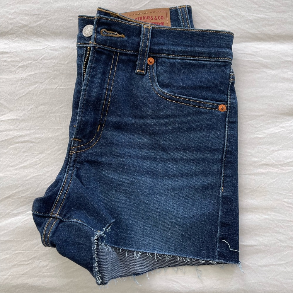 Levi Shorts